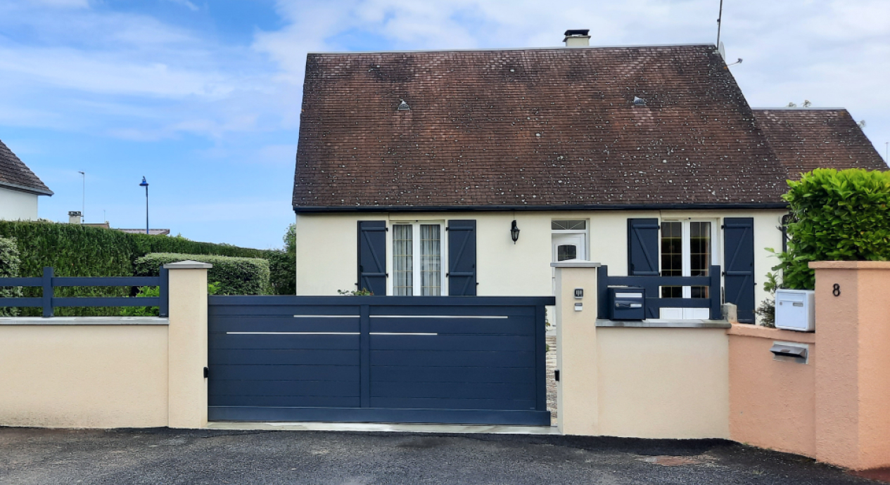 Portail coulissant en aluminium